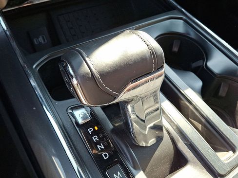 Used 2023 Ford F150 Lariat w/ Equipment Group 502A High AWD/4WD image 18