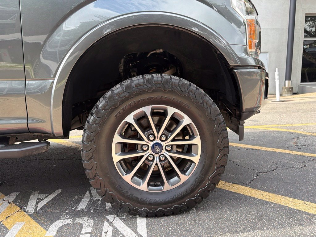Used 2020 Ford F150 XLT w/ Equipment Group 302A Luxury AWD/4WD image 9