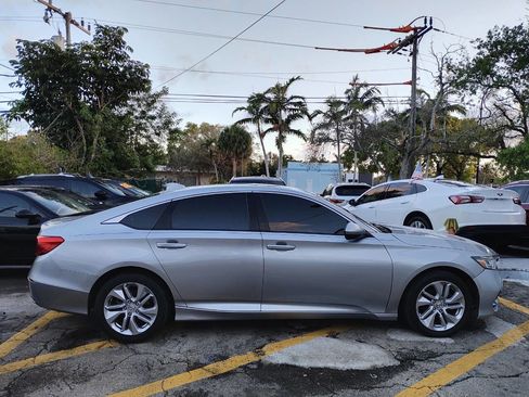 Used 2020 Honda Accord LX image 11