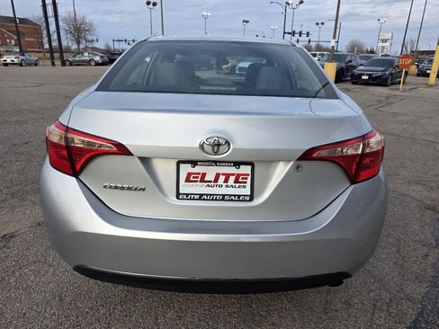 Used 2019 Toyota Corolla L image 6