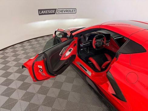 Used 2022 Chevrolet Corvette Stingray Preferred Cpe w/ Z51 Performance Package RWD image 30