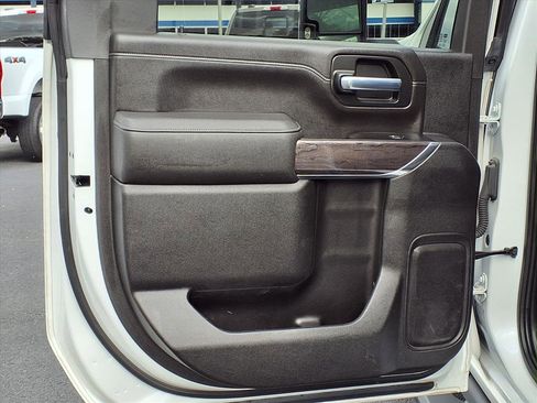 Used 2023 Chevrolet Silverado 2500 LTZ w/ LTZ Convenience Package image 16