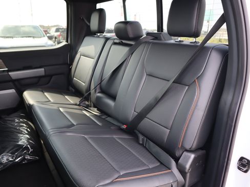 New 2025 Ford F150 Lariat w/ Equipment Group 502A High image 38