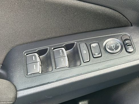 Used 2025 Honda Civic Sport image 12