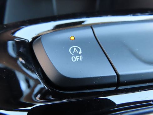 New 2026 Chevrolet Trax LT w/ Driver Confidence Package image 10