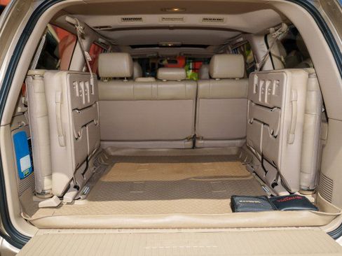 Used 2000 Lexus LX 470 4WD image 19