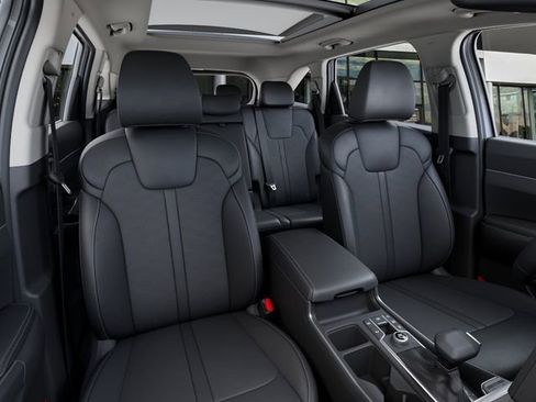 New 2026 Kia Sorento S w/ S Panoramic Sunroof Package FWD image 16