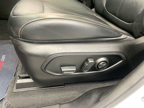 Used 2021 Jeep Grand Cherokee L Limited AWD/4WD image 13