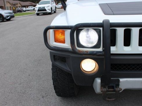 Used 2008 HUMMER H3 Luxury image 36