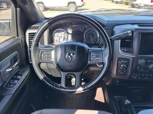 Used 2018 RAM 2500 Power Wagon w/ Luxury Group AWD/4WD image 11