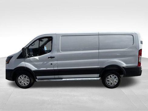 Used 2025 Ford Transit 250 Low Roof w/ Exterior Upgrade Package RWD image 9