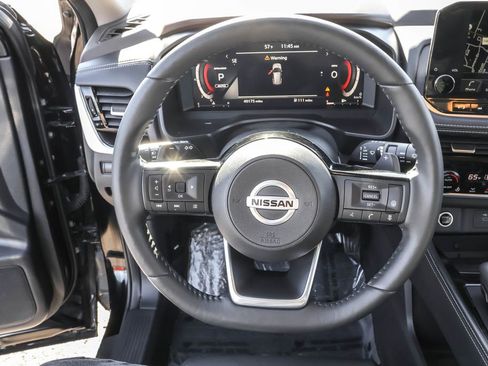 Used 2021 Nissan Rogue Platinum image 20