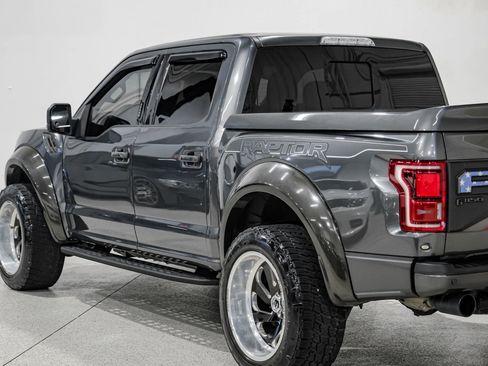 Used 2019 Ford F150 Raptor w/ Equipment Group 802A Luxury image 14