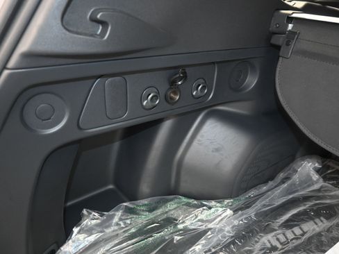 New 2026 Subaru Forester Premium image 23