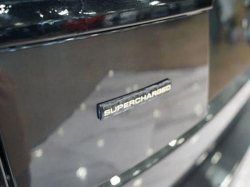 Used 2018 Land Rover Range Rover Supercharged AWD/4WD image 6