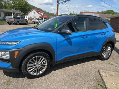 Used 2019 Hyundai Kona SEL w/ Cargo Package AWD/4WD image 2