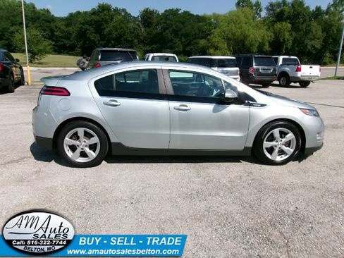 Used 2013 Chevrolet Volt FWD image 5