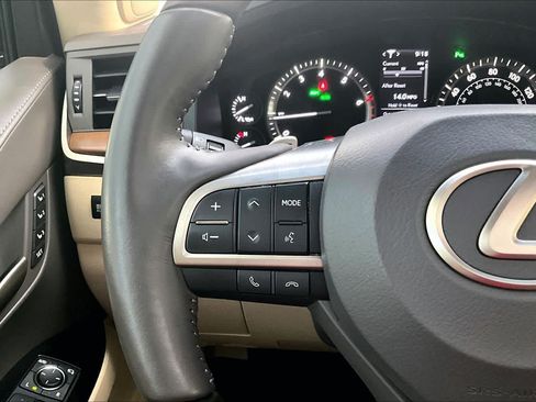 Used 2020 Lexus LX 570 4WD w/ Luxury Package image 24