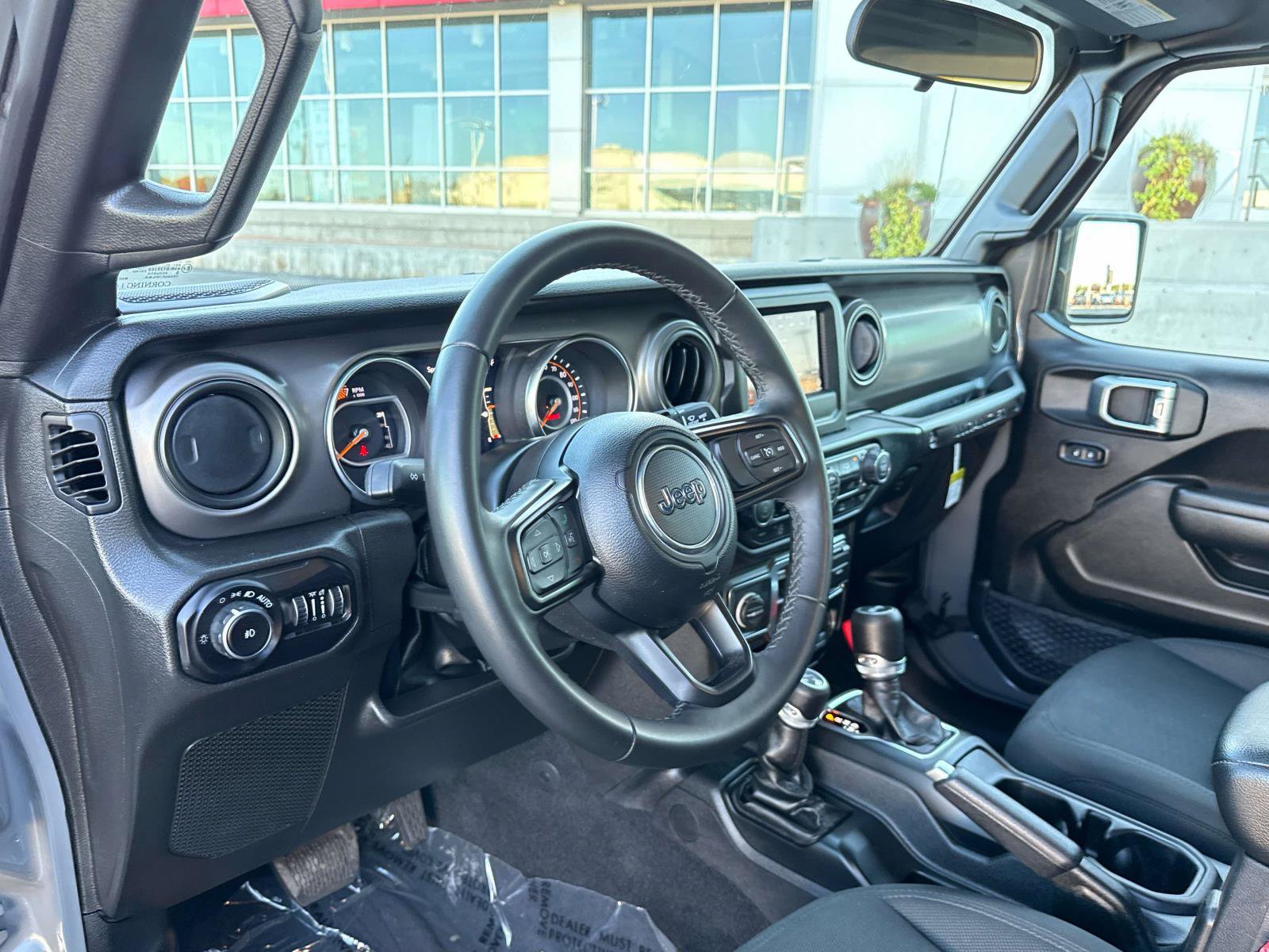 Used 2021 Jeep Wrangler Sport AWD/4WD image 10