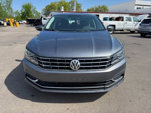 Used 2016 Volkswagen Passat 1.8T SE FWD image 8