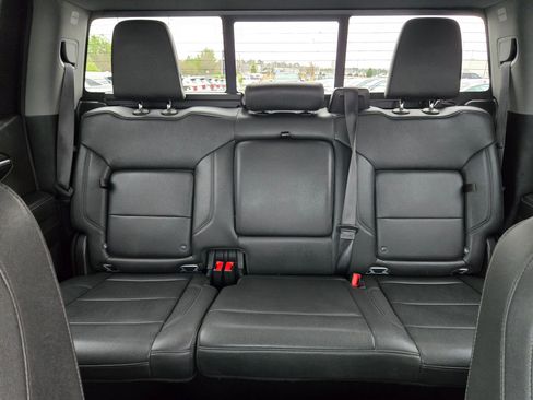 Used 2022 Chevrolet Silverado 1500 LT w/ Safety Package image 13