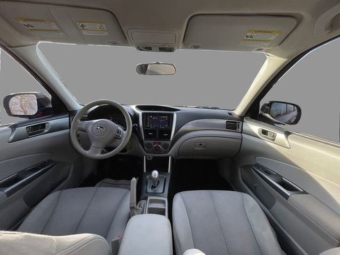 Used 2012 Subaru Forester 2.5X w/ Alloy Wheel Pkg image 9