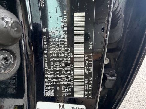 Used 2010 Toyota Venza AWD image 11