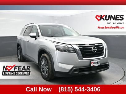 Used 2024 Nissan Pathfinder SV
