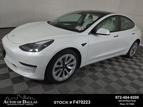 Used 2023 Tesla Model 3 Standard Range RWD image 1