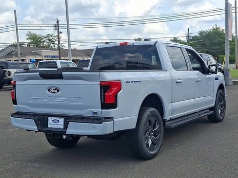 New 2025 Ford F150 Lightning Flash AWD/4WD image 4