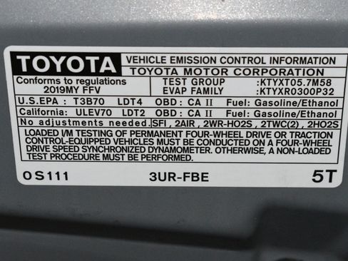 Used 2019 Toyota Tundra SR5 w/ SR5 Upgrade Package AWD/4WD image 94