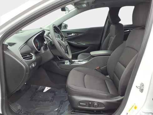 Used 2023 Chevrolet Malibu LT image 8