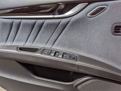 Used 2019 Maserati Ghibli S GranLusso AWD/4WD image 19