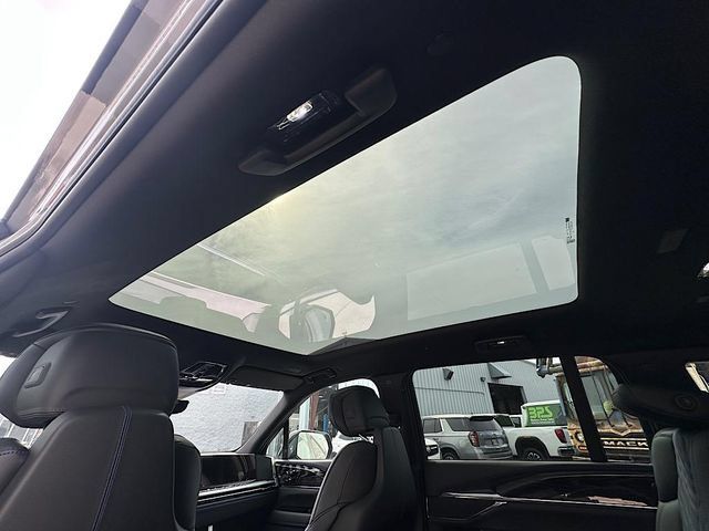 New 2026 Cadillac Escalade IQ Sport 1 w/ LPO, Floor Liner Package AWD/4WD image 16