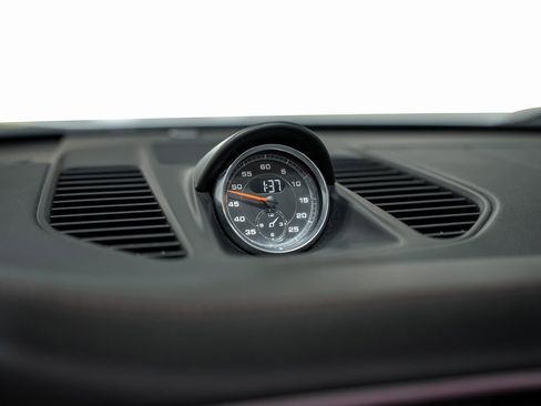 Used 2017 Porsche 911 Carrera 4S image 49