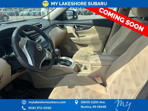 Used 2016 Nissan Rogue SV w/ SV Moonroof Package AWD/4WD image 8