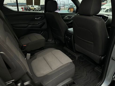 Certified 2023 Chevrolet Traverse LT image 19