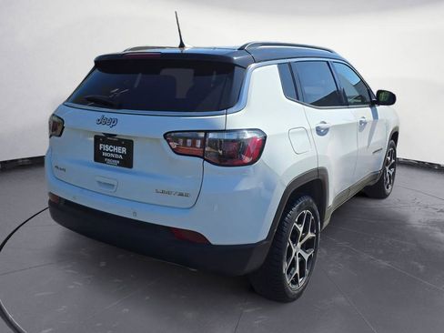 Used 2024 Jeep Compass Limited AWD/4WD image 3