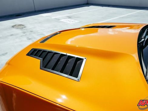 Used 2019 Ford Mustang Shelby GT350 w/ Technology Package image 30