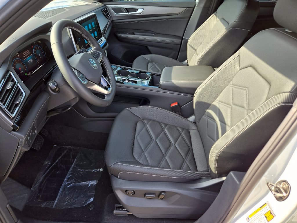 New 2025 Volkswagen Atlas Cross Sport SE AWD/4WD image 6