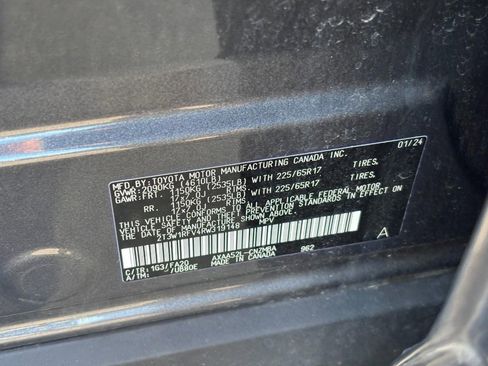 Used 2024 Toyota RAV4 XLE image 33