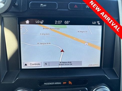 Used 2018 Ford F150 Lariat w/ Equipment Group 502A Luxury image 11