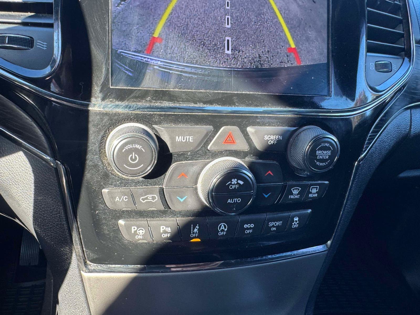 Used 2019 Jeep Grand Cherokee High Altitude AWD/4WD image 29