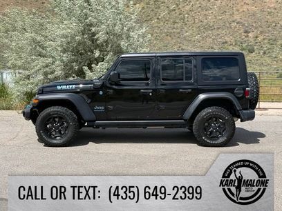 Used 2023 Jeep Wrangler Unlimited w/ Cold Weather Group