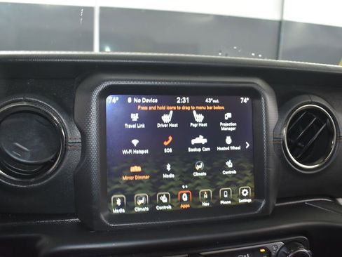 Used 2021 Jeep Gladiator Overland image 23