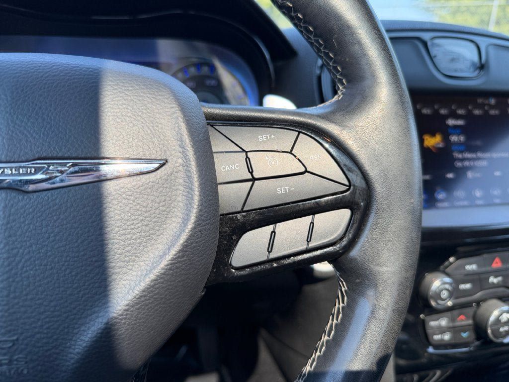 Used 2019 Chrysler 300 S w/ 300S Premium Group AWD/4WD image 17