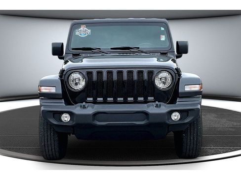 Used 2023 Jeep Wrangler Unlimited Sport AWD/4WD image 4