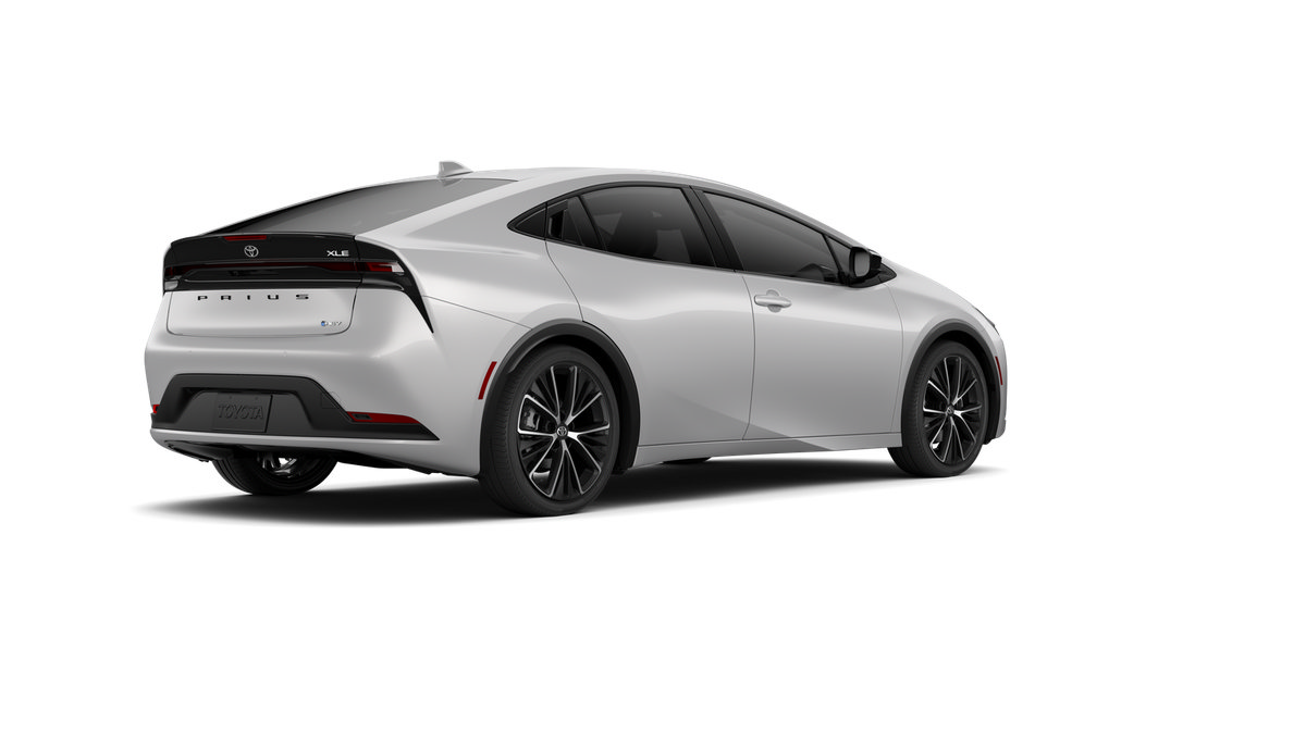 New 2027 Toyota Prius FWD image 10