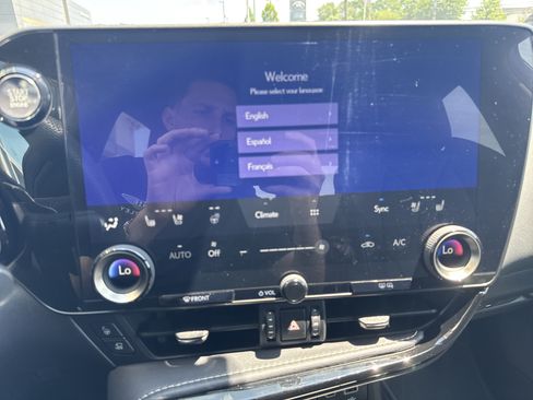Used 2025 Lexus NX 350 F Sport AWD/4WD image 18