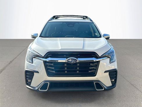 Used 2023 Subaru Ascent Touring AWD/4WD image 9